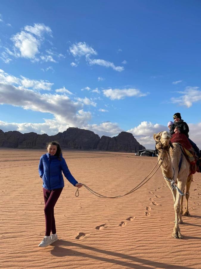 Wadi Rum Noor Camp מראה חיצוני תמונה