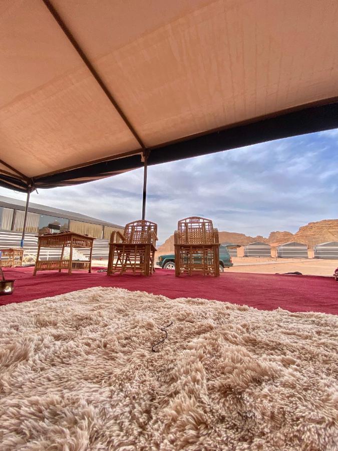 Wadi Rum Noor Camp מראה חיצוני תמונה