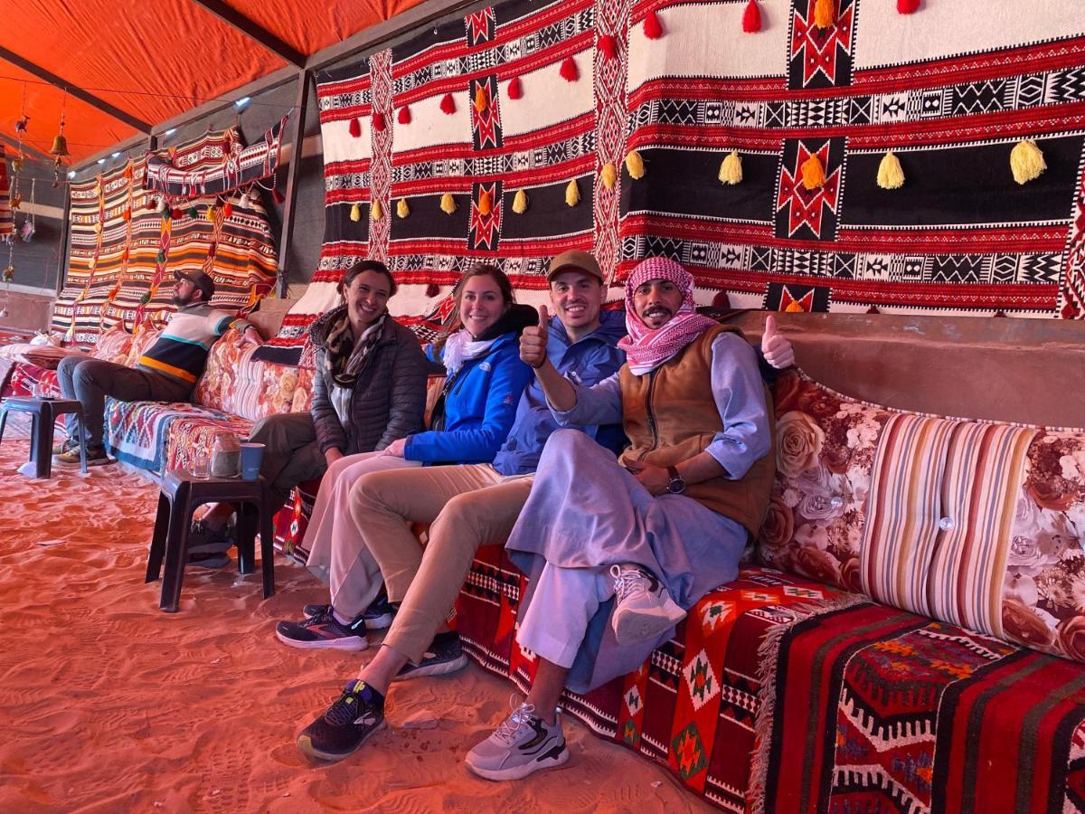 Wadi Rum Noor Camp מראה חיצוני תמונה
