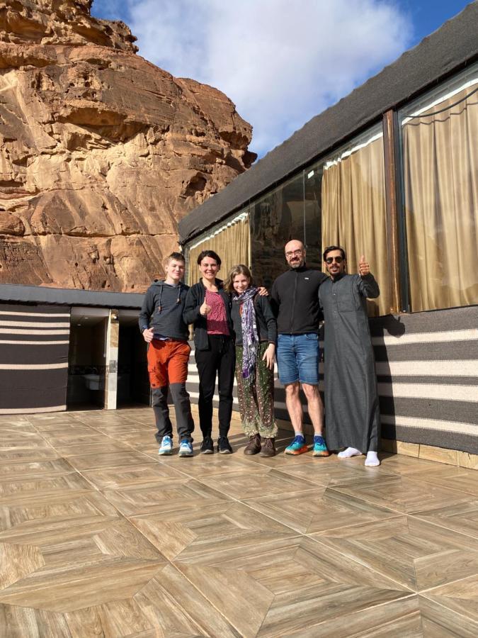 Wadi Rum Noor Camp מראה חיצוני תמונה