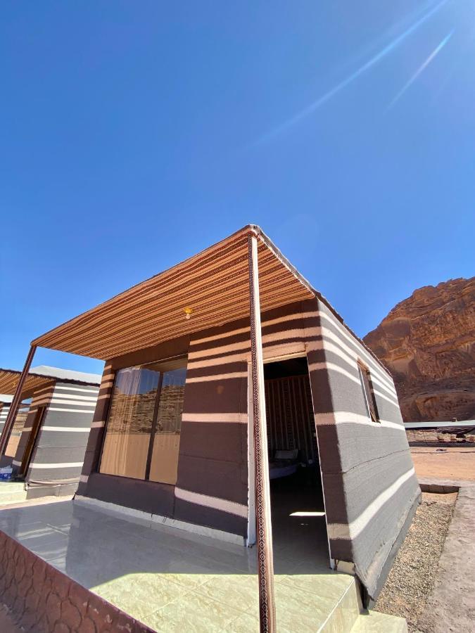 Wadi Rum Noor Camp מראה חיצוני תמונה